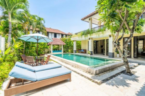 Villa Cometa 4BR Private Pool Luxury Villa Seminyak